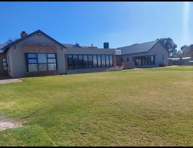 5 BEDROOM HOUSE FOR SALE IN RANDFONTEIN